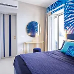 Apartment Blue Essence *