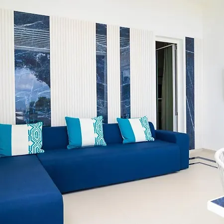 Apartment Blue Essence Capri