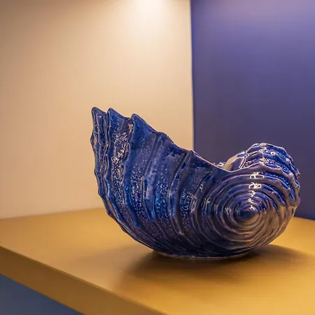 Apartment Blue Essence