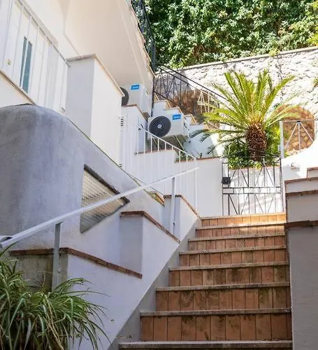 Blue Essence Apartman *